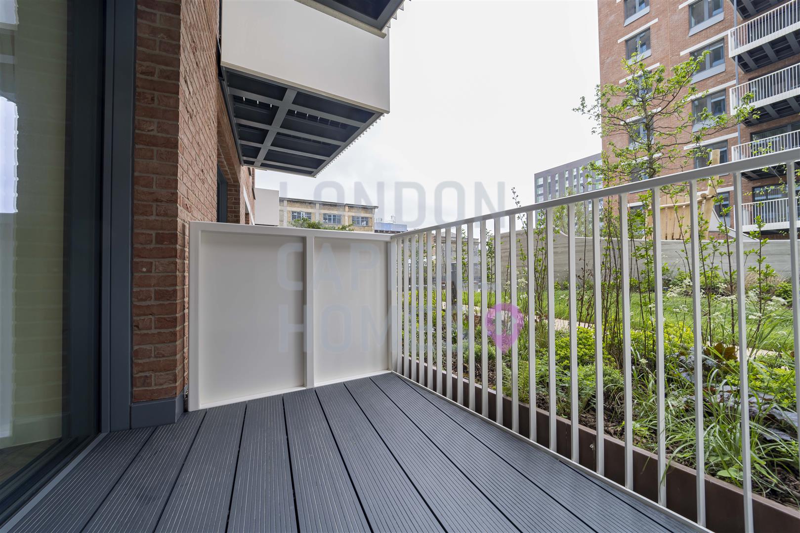 Skyline Apartments, 11 Makers Yard, London
